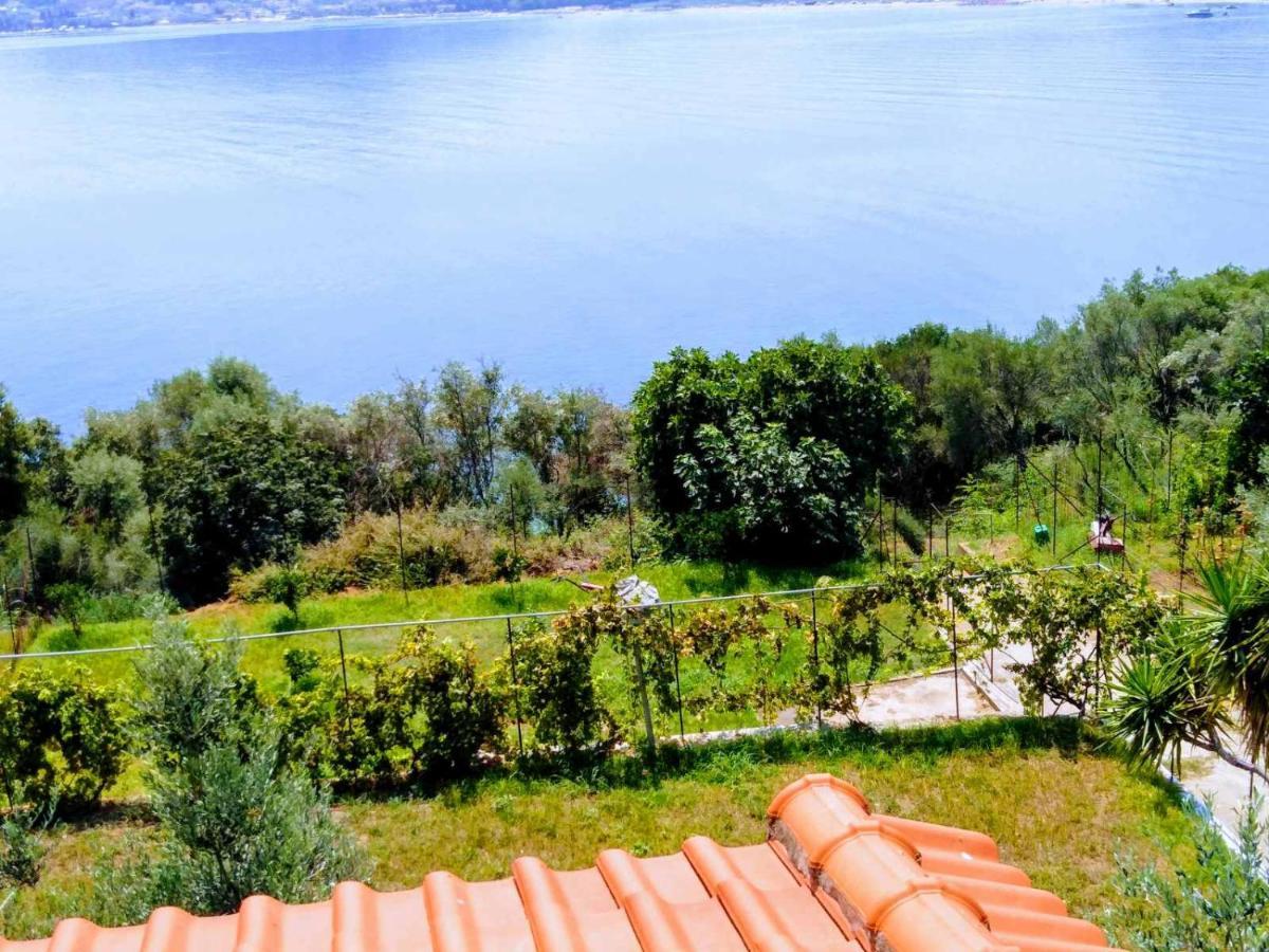 Green Sea Side Villa Kavala Exteriör bild